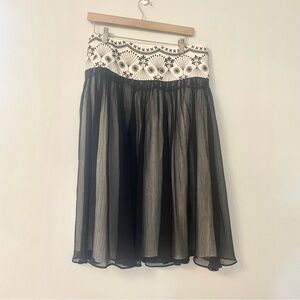- DStudio Size 6 MIDI Skirt Embroidered Waistband and Sheer Skirt with Lining
